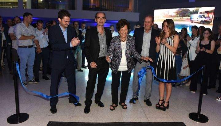 Revista PRODUCCION: gomez roco inauguró su nueva, moderna y amplia casa central en salta