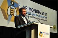 Revista PRODUCCION: Apimondia 2011: como las abejas, el INTA se prepara para competir